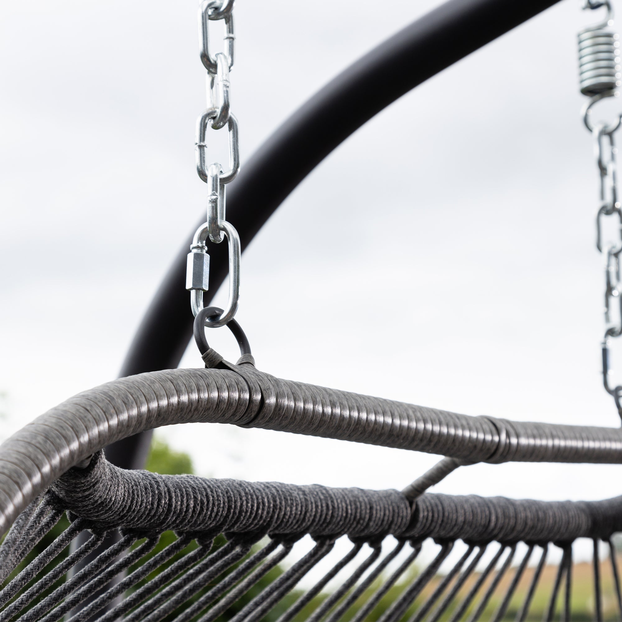 Ightham - Double Egg Chair in Dark Grey on Grey
