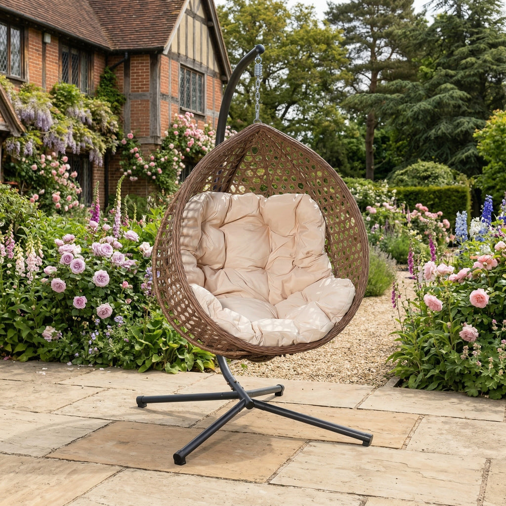 Lanhydrock - Single Egg Chair in Cream on Brown