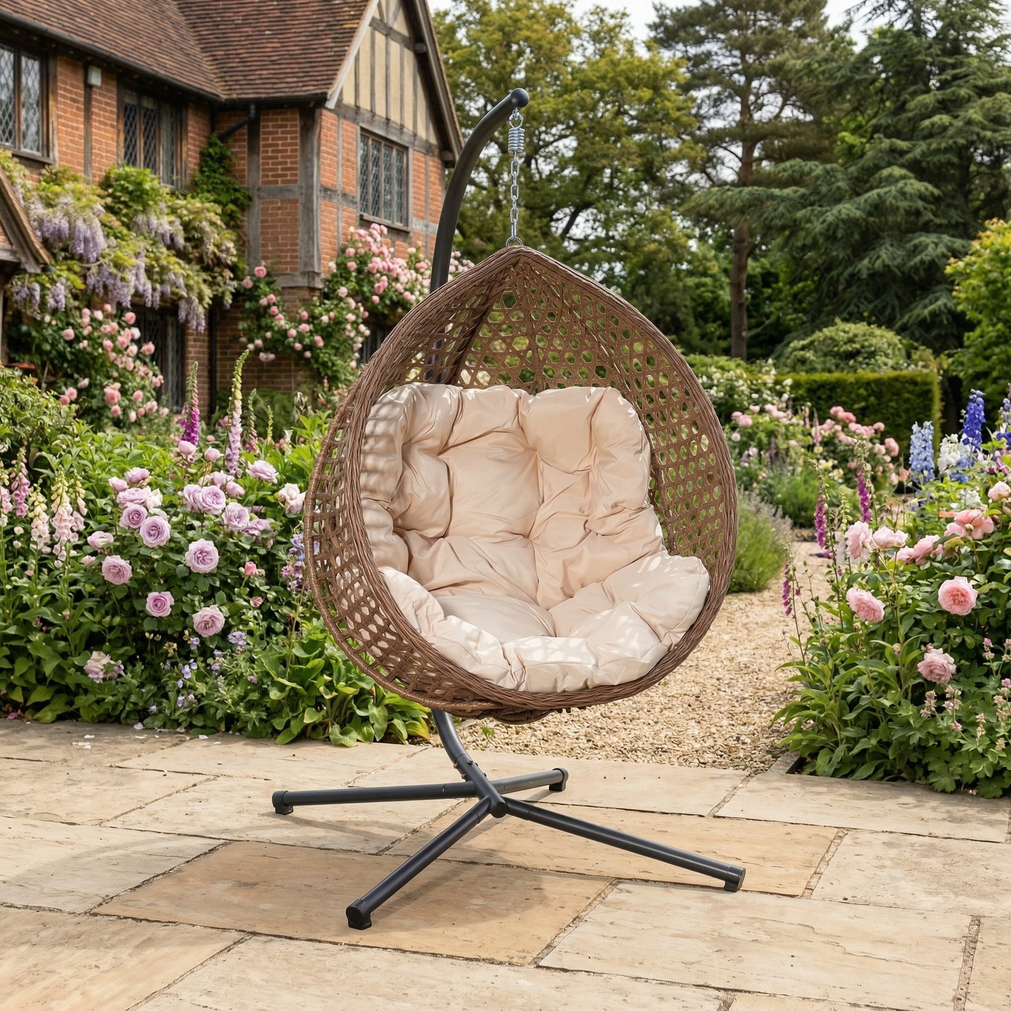 Lanhydrock - Single Egg Chair in Cream on Brown