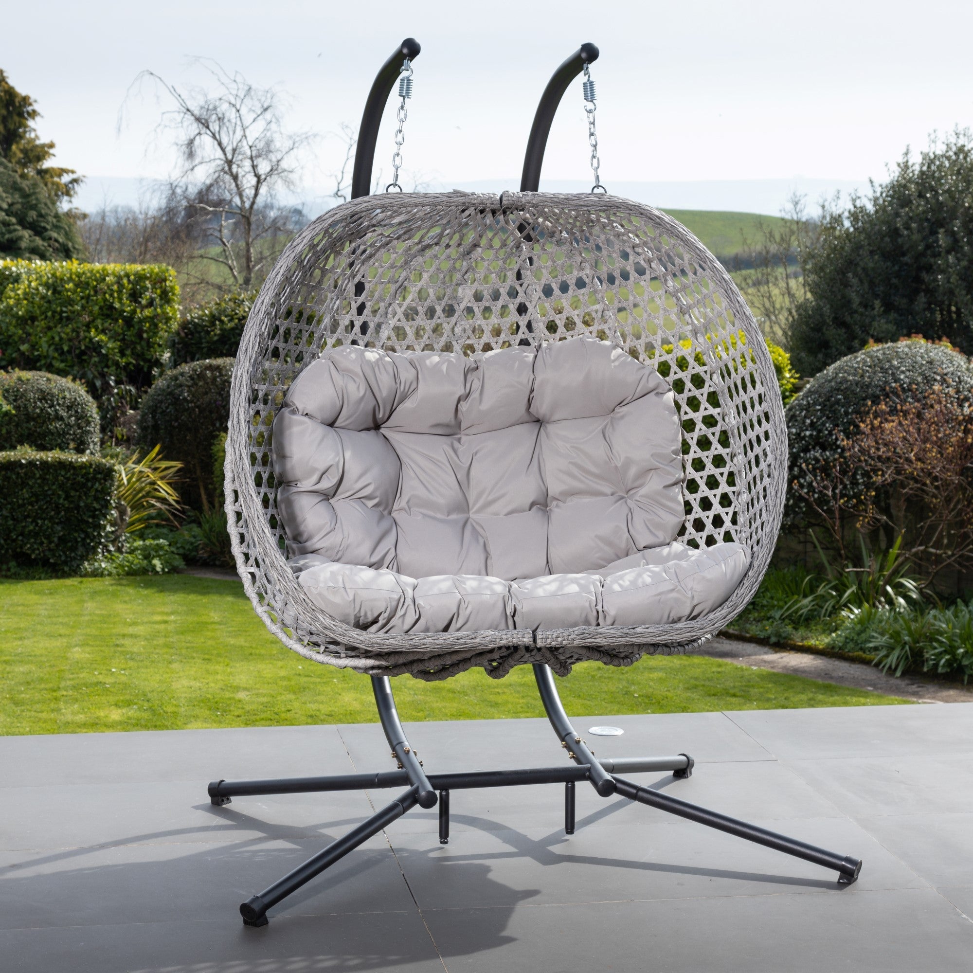 Knole - Double Egg Chair in Light Grey on Grey