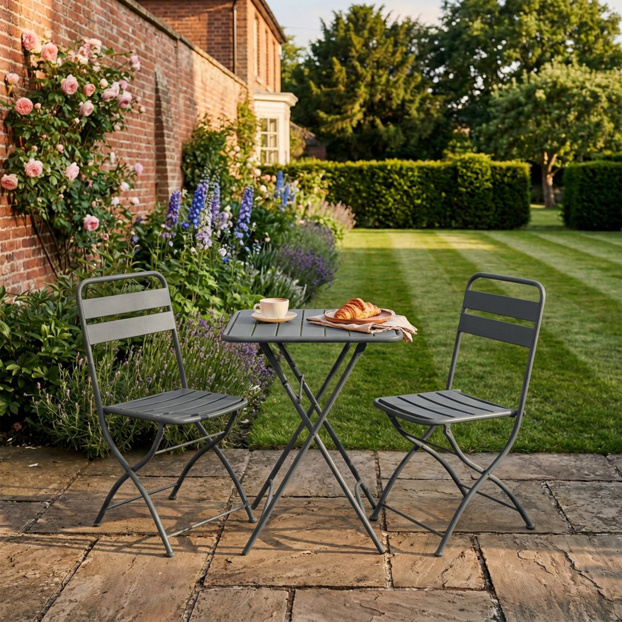 Hidcote - Folding Patio Set in Black