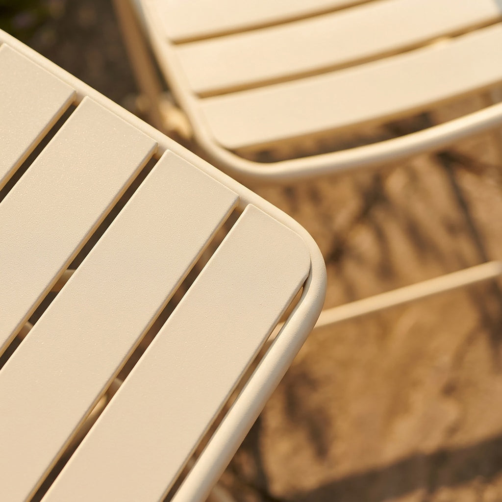 Hidcote - Folding Patio Set in Beige