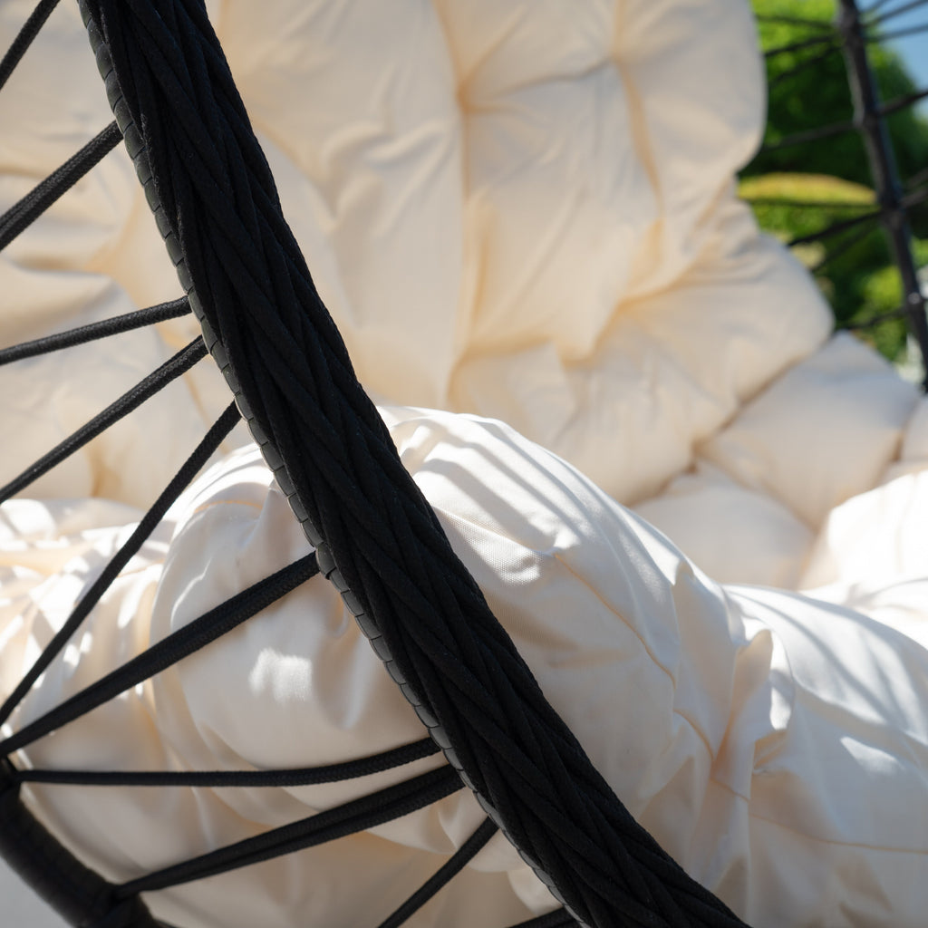 Calke - Single Egg Chair in White on Black