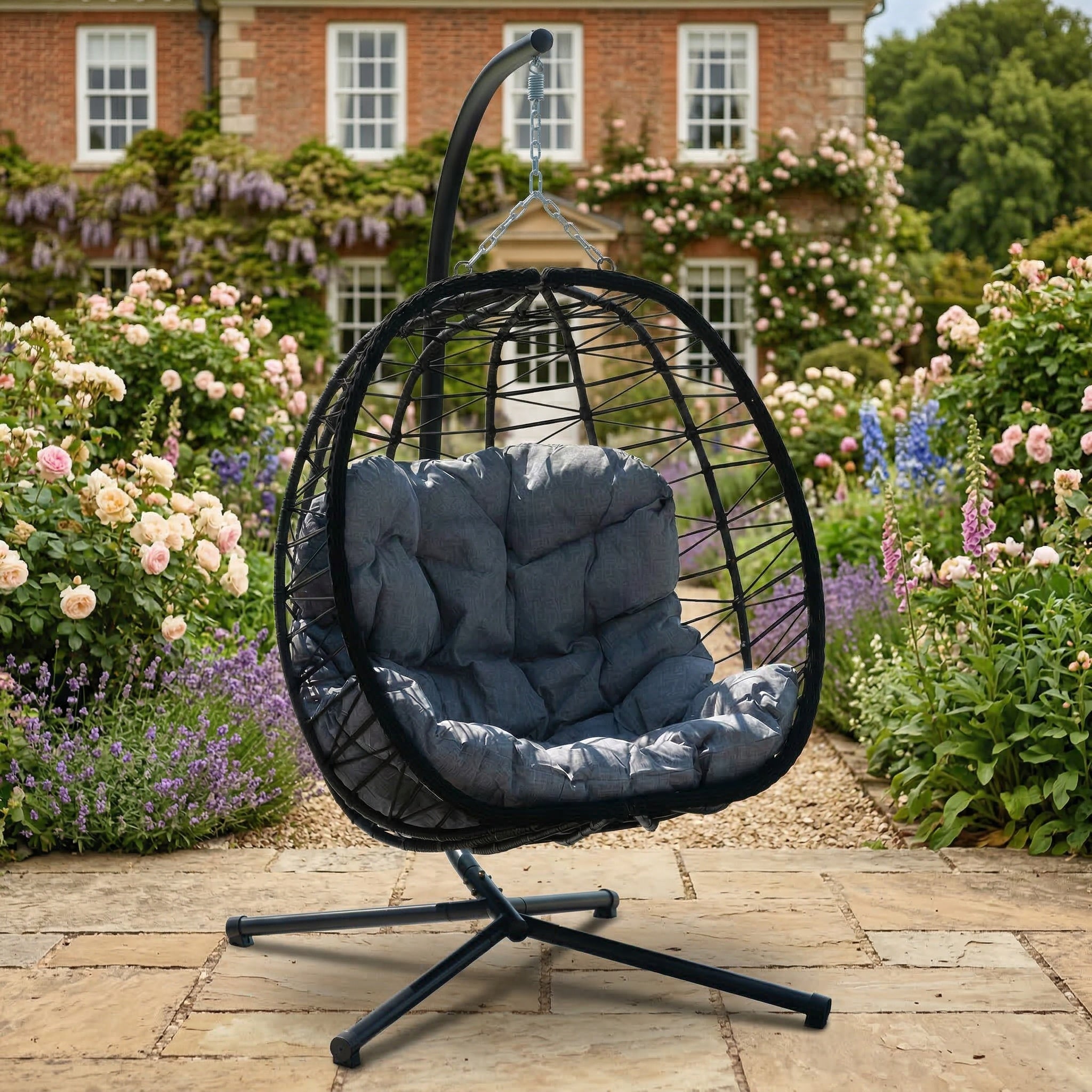 Calke - Single Egg Chair in Dark Grey on Black