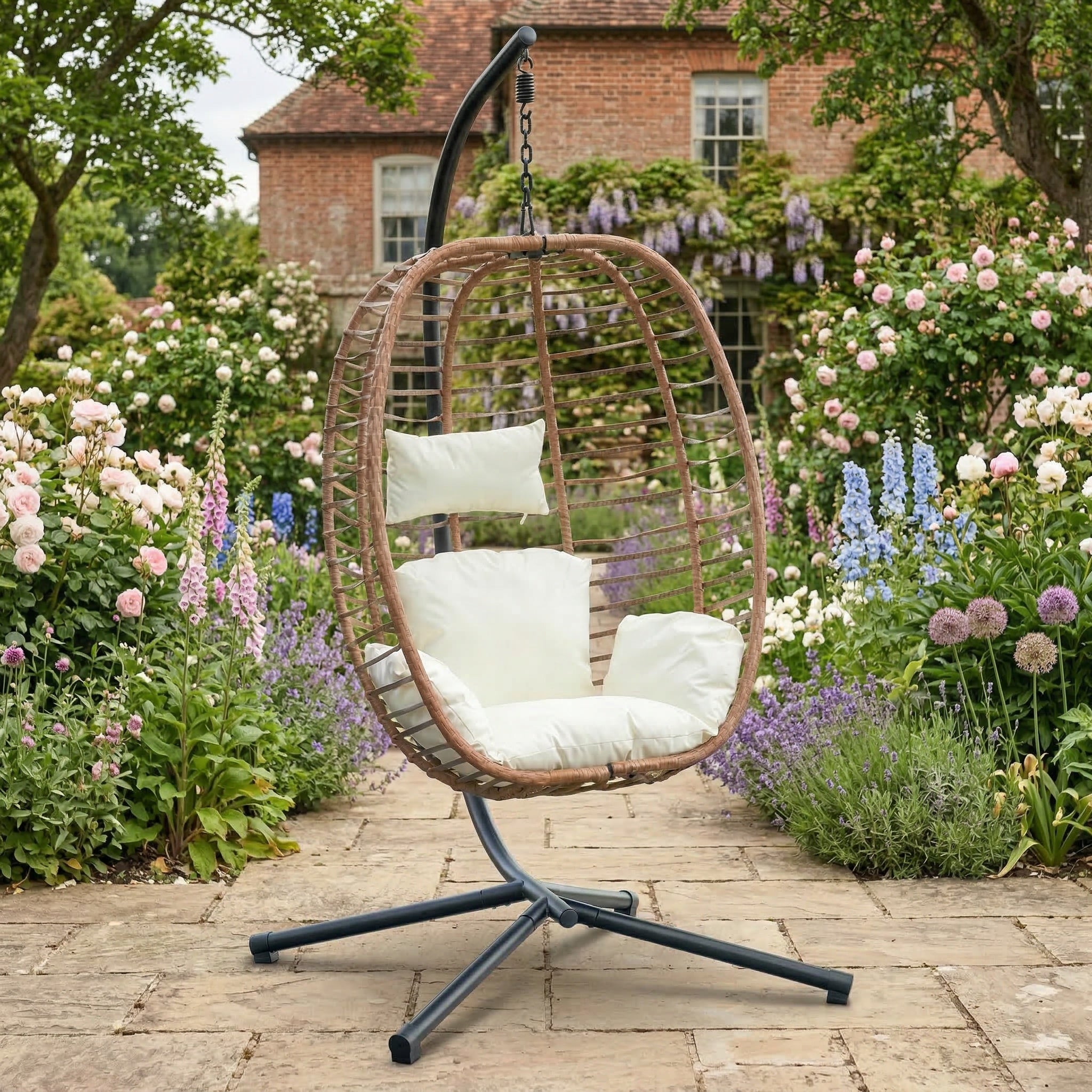 Cotehele - Single Egg Chair in Cream on Brown