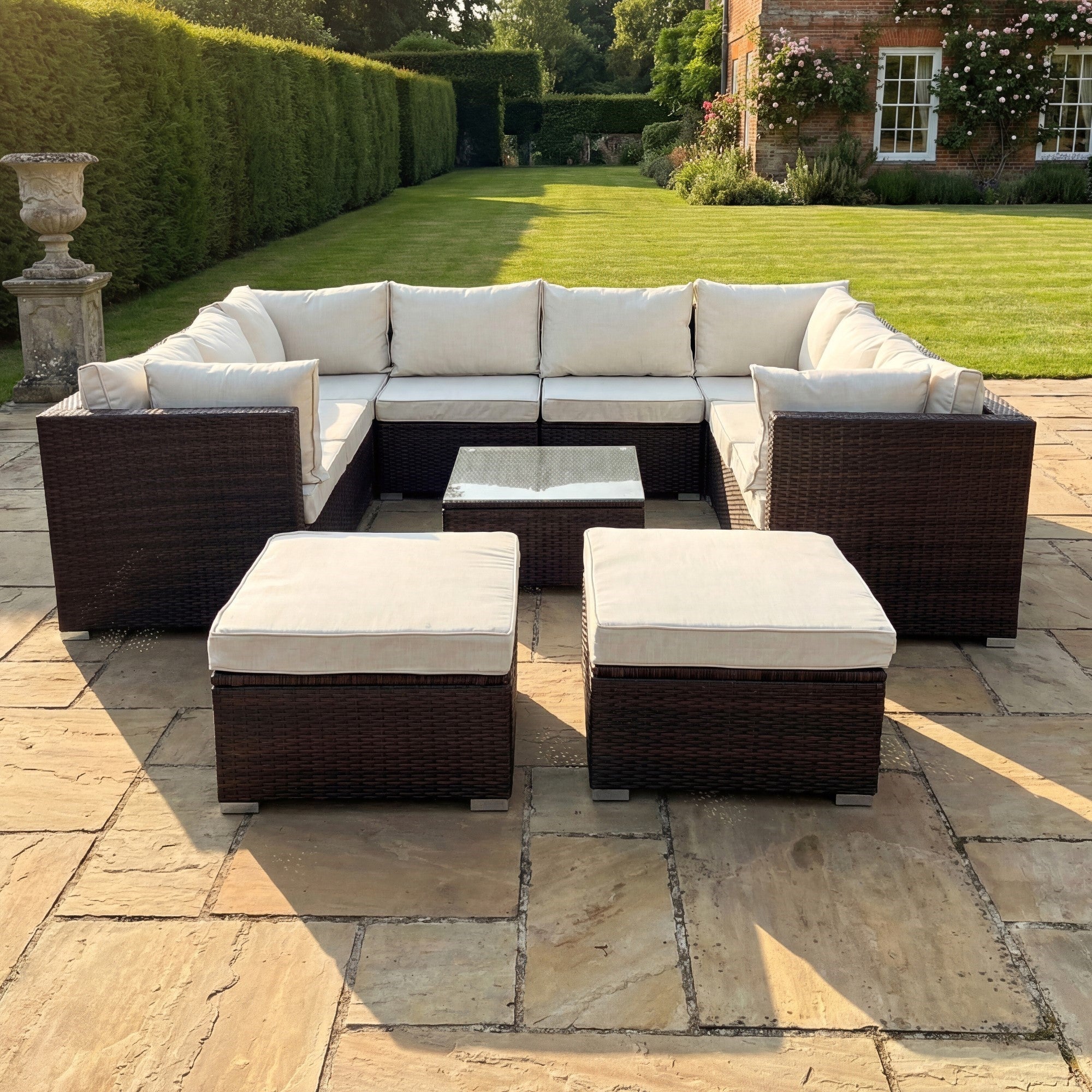 Stowe - 10 Seat Small U-Shape Modular Set in Cream on Brown