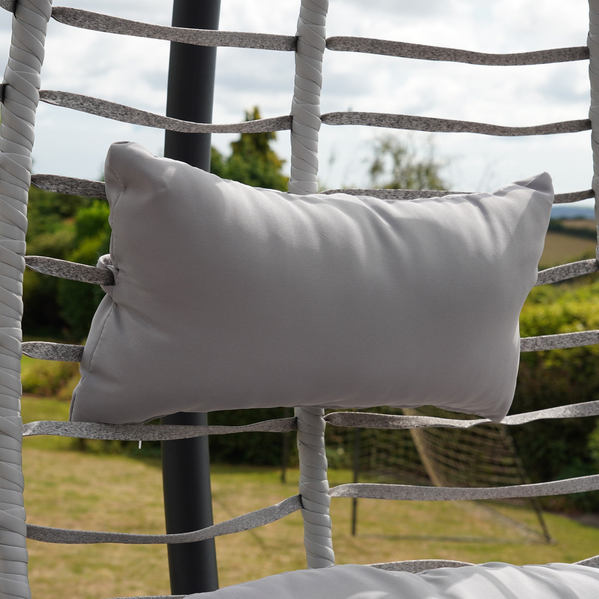Cotehele - Single Egg Chair in Light Grey on Grey